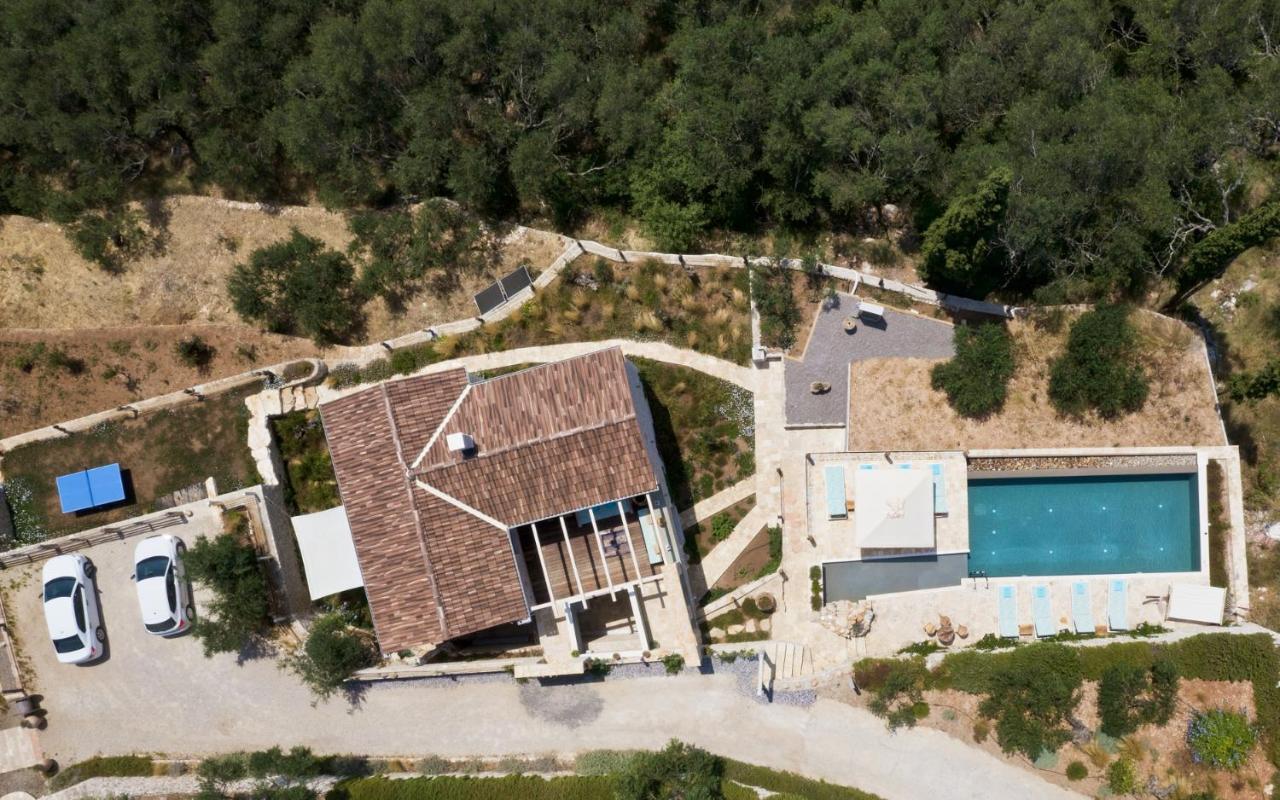 Sinium Luxury Villa Viggla Exterior foto